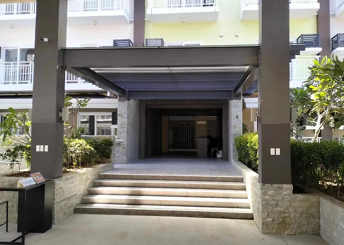 Amani Grand Residences Cebu 3-5 Min To Airport Free Swimming Pool アパート